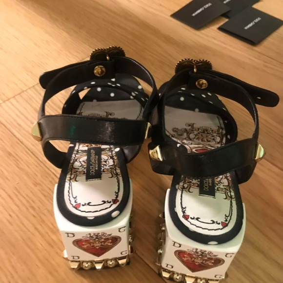 Dolce & Gabbana sandals shoes size 6